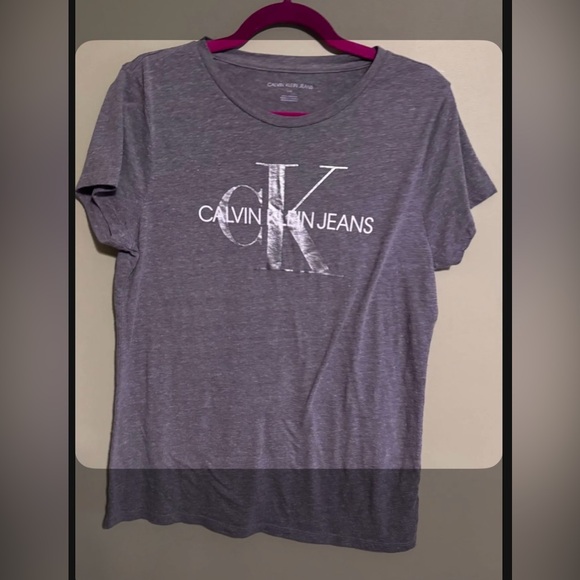 Calvin Klein Charcoal Tee with Logo - Picture 1 of 1